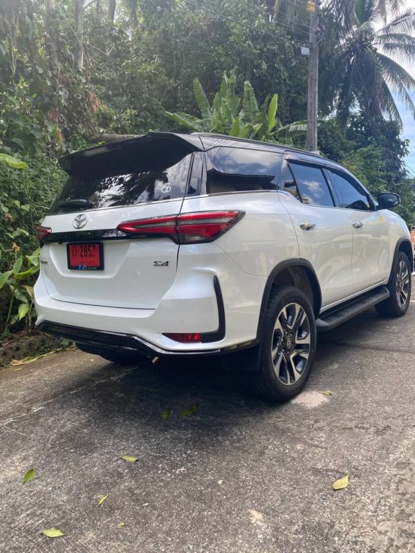 Toyota Fortuner 2023