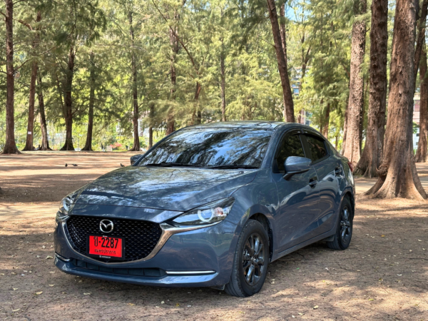 Mazda 2 седан 2023